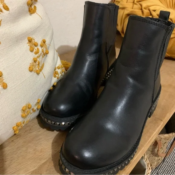 Steve Madden Galena black leather studded ankle boots - Picture 3 of 8